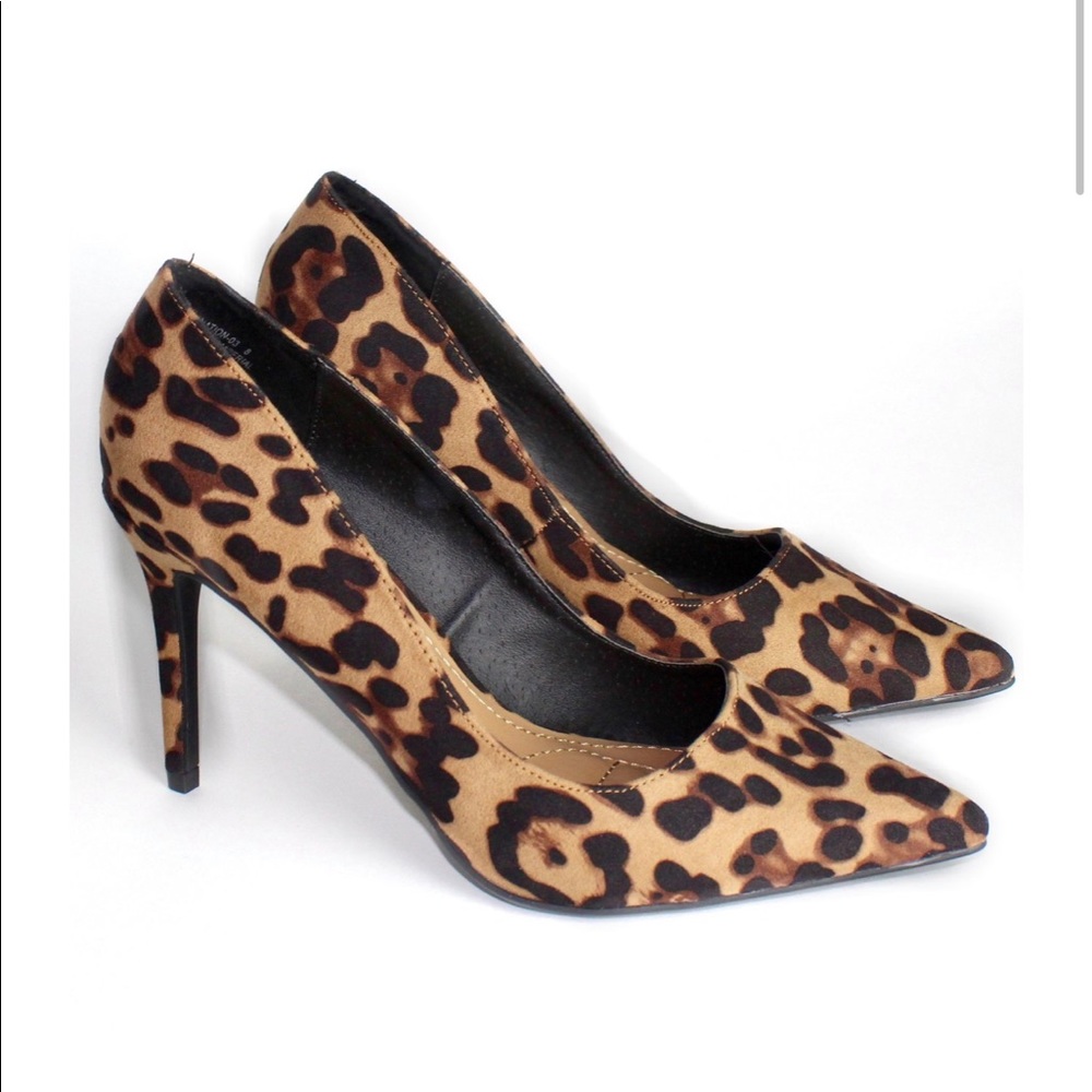 Leopard Print Pumps
